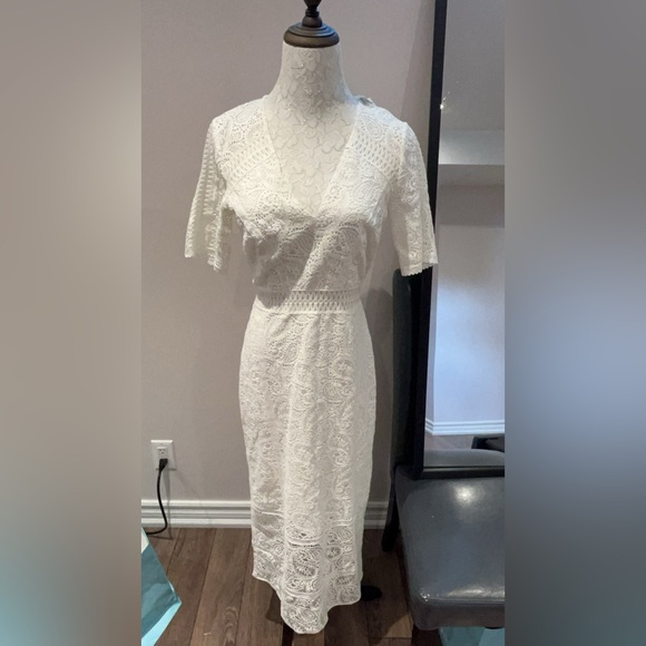 ba&sh White Sheath Midi Dress V-Neck Short Sleeve - Picture 4 of 7